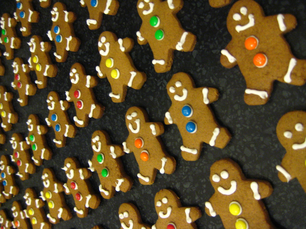 The Best Icing for a Gingerbread House Is a Simply Royal
