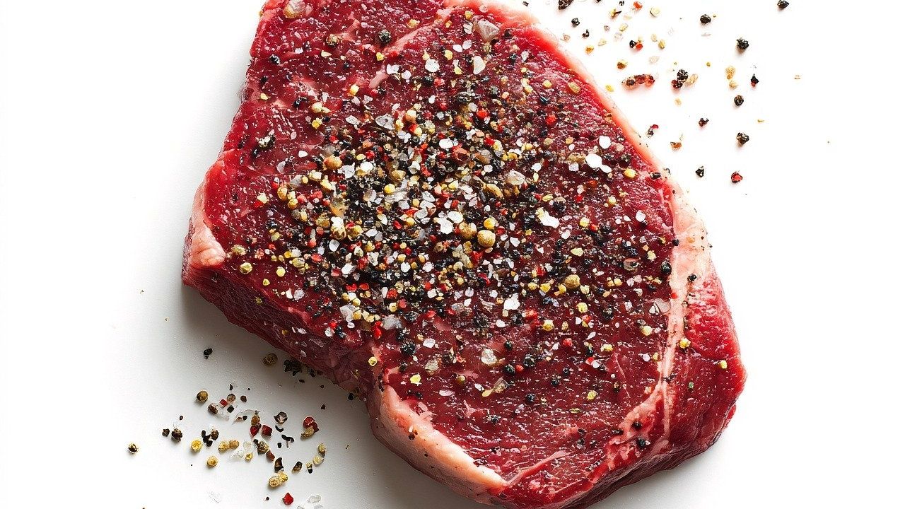 The Scientific Reason You Should Salt Your Steak 45 Minutes Before Cooking It