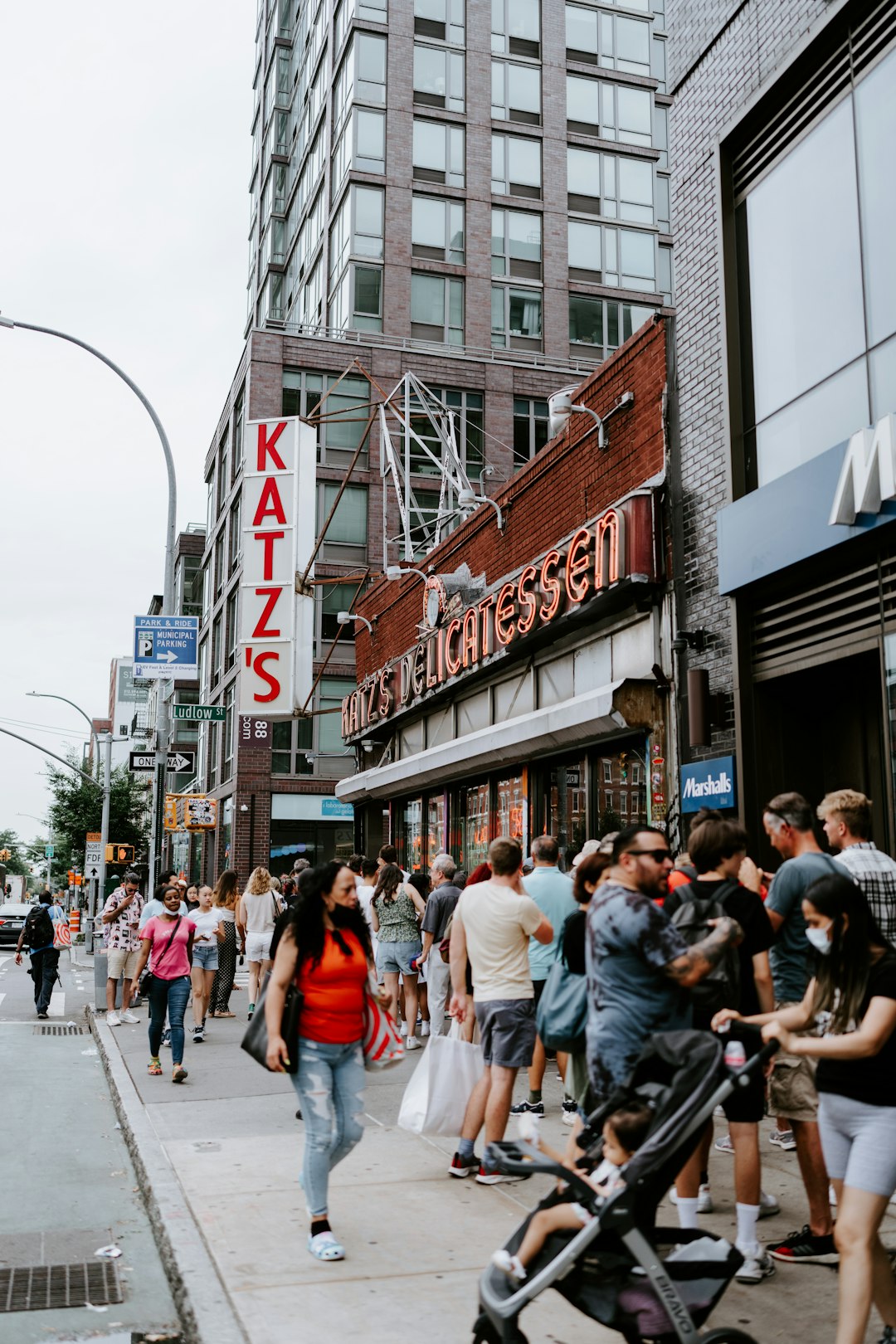 Rob Reiner, remembered at Katz’s Deli