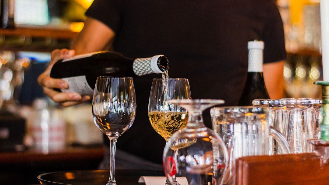 Why Sommeliers Quietly Warn Against Choosing the Second-Cheapest Wine