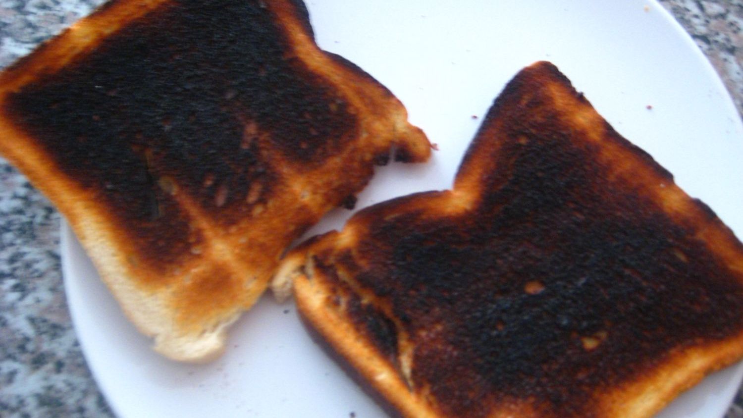 10 Pantry Staples That Can Turn Carcinogenic When Stored the Wrong Way