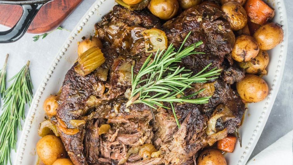 If You Had a Grandma Who Cooked in the '60s, These 7 Dishes Will Ring a Bell