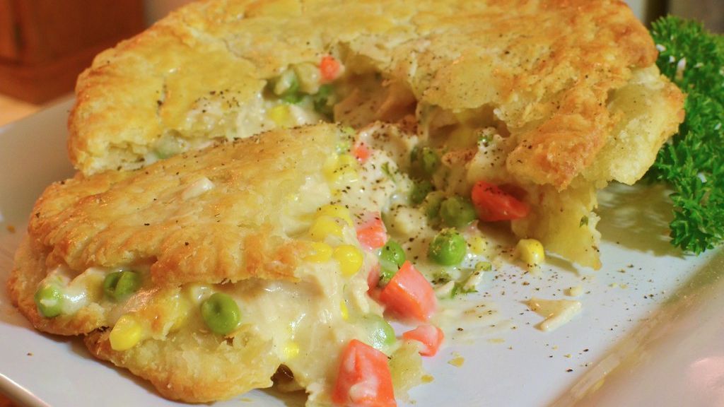 12 Budget-Friendly Dinners Chefs Say Quietly Went Viral in the '90s