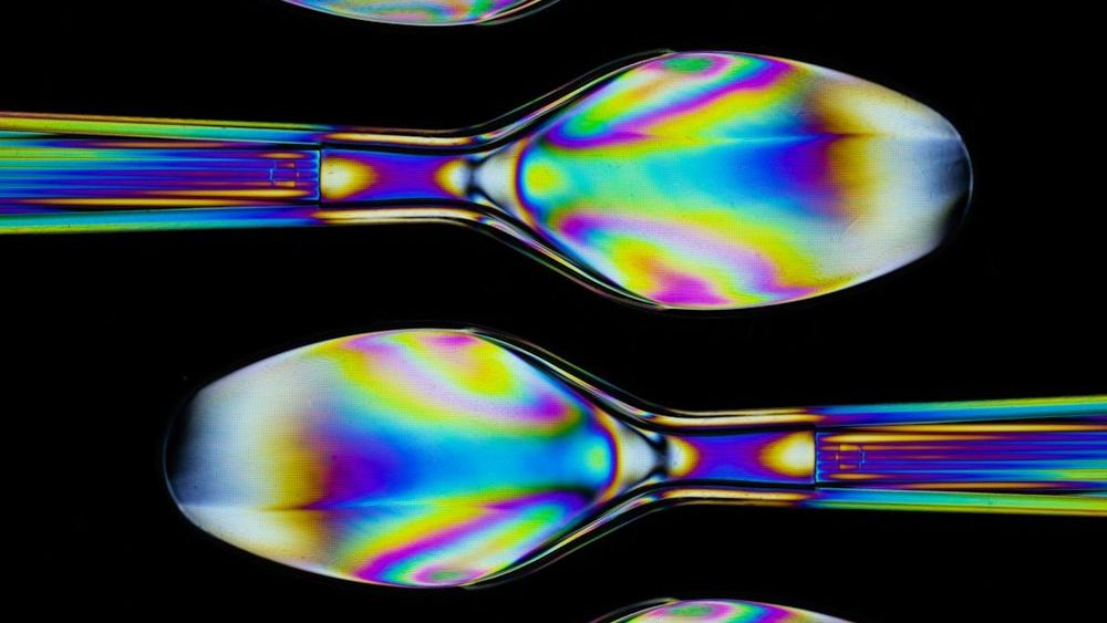 Scientists Pinpoint 5 Everyday Kitchen Habits That Boost Microplastic Intake