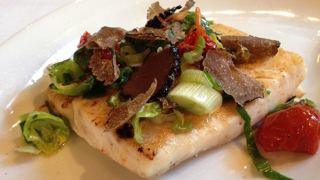 10 Dishes Chefs Refuse to Eat at Their Own Restaurants