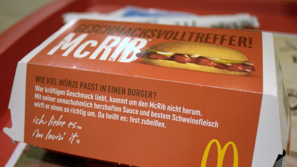 5 Restaurant Chains Reviving Retro Menus to Attract Customers