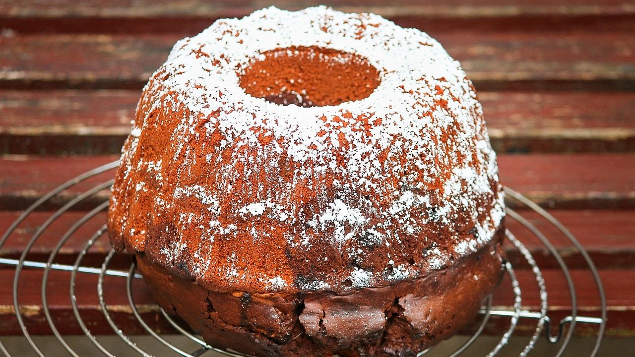 Top 10 Foods Longevity Doctors Say They Avoid