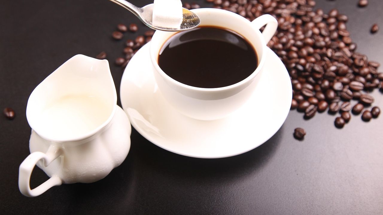 Why The 4 Foods That Cost Less at Gas Stations Than at Grocery Stores