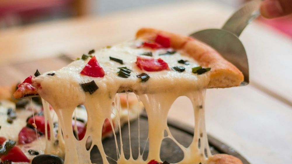 10 Things You Didn't Know About Frozen Pizza - and How to Upgrade a $5 Pie