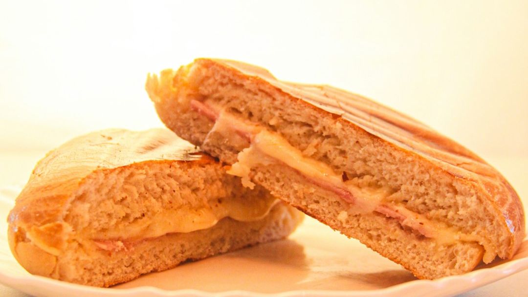 If You Had a Grandmother Who Cooked in the '30s, You'll Remember These 5 Depression-Era Treats