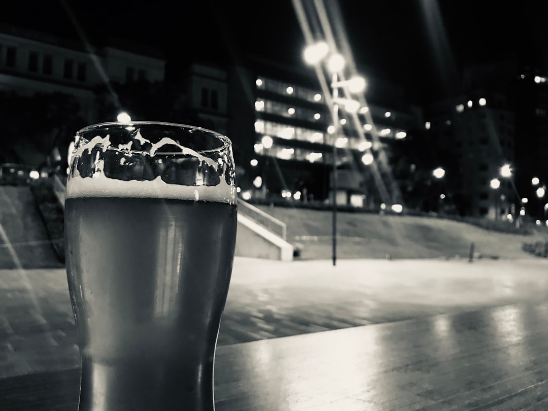 Heineken CEO to step down as beer sales slump