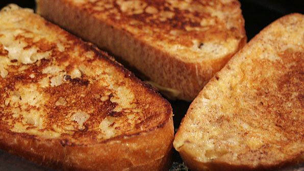 The 10 Most Unhealthy Restaurant Meals Based on the Nutrition Data