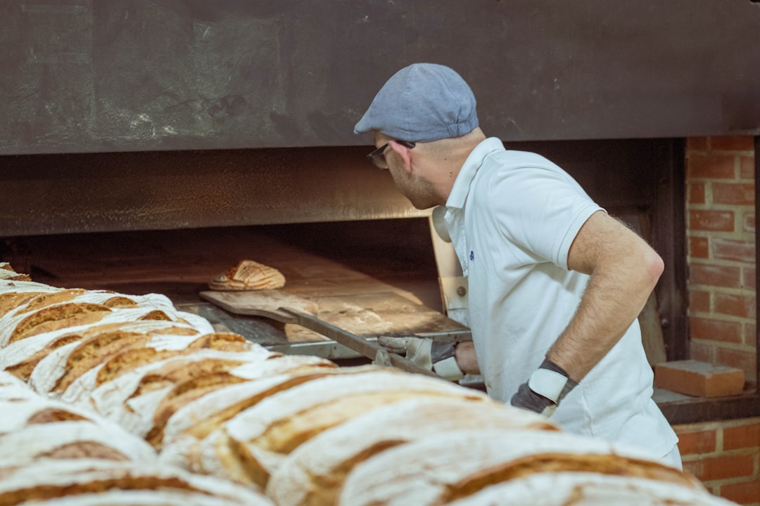 FDA warns California bakery over severe pest infestation, other problems