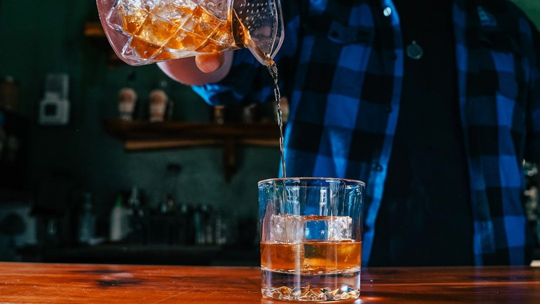 8 Things Bartenders Can Tell About You Before You Even Order