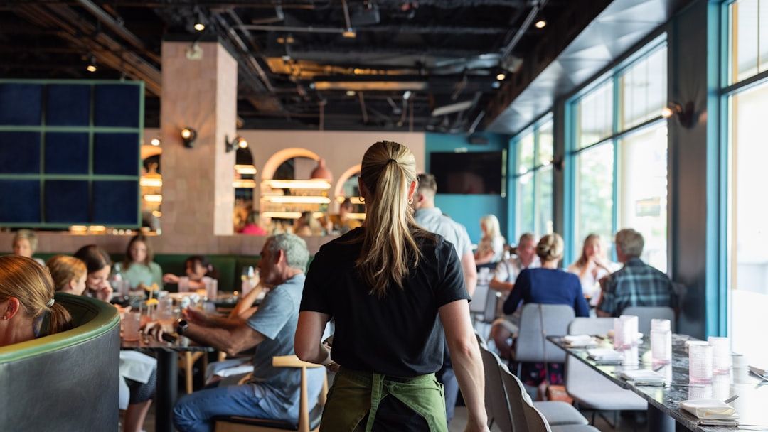 What Food Critics Always Notice First When Reviewing a New Restaurant