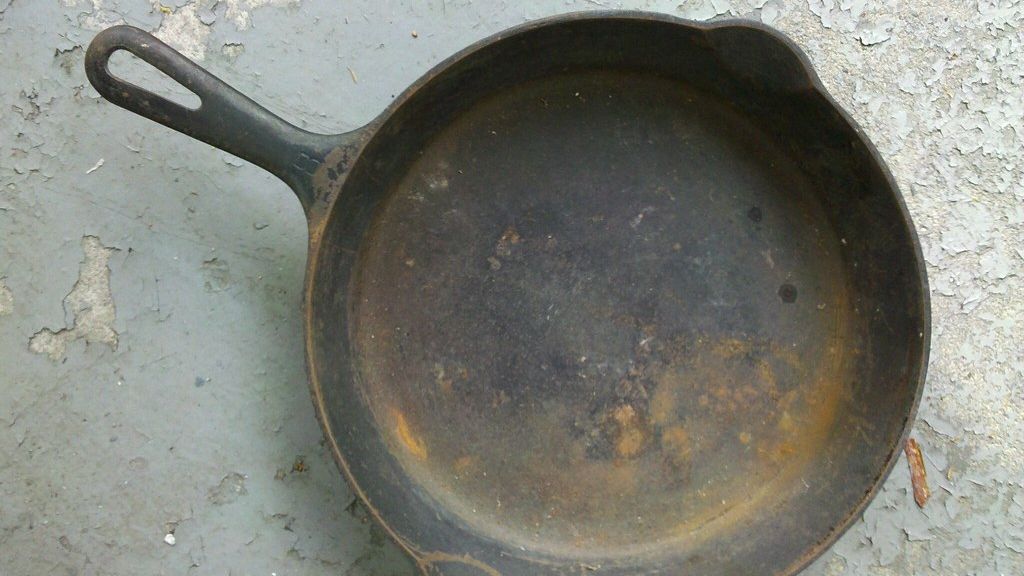 Cast Iron Skillets Worth Thousands: How to Tell If Yours Is One of Them