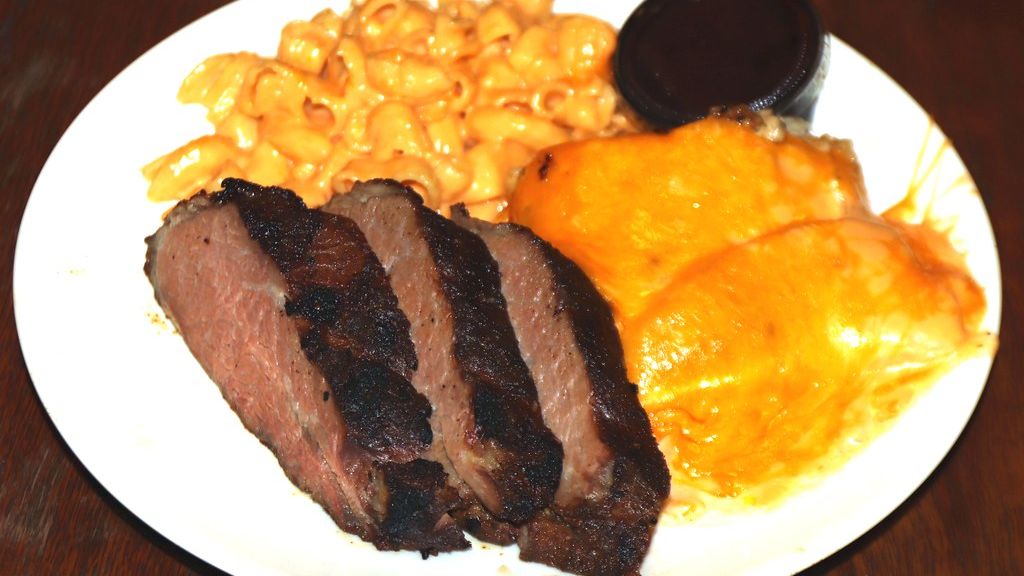 5 Budget-Friendly Cuts of Meat Chefs Say Deliver More Flavor Than Ribeye