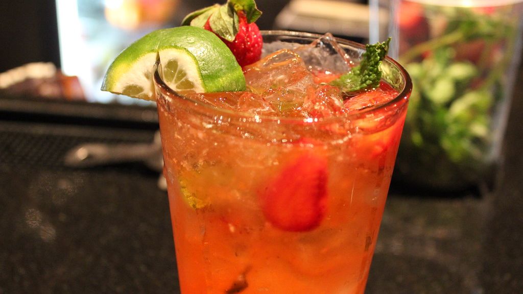 Your Drink Order Says More Than You Think - Here's What Bartenders Notice