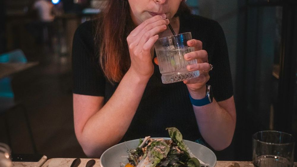 Hotel Servers Notice These 5 Things About You the Second You Sit Down