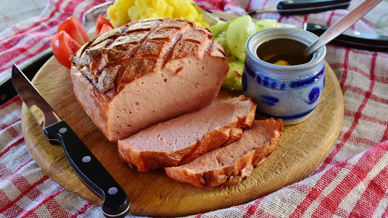 If You Grew Up in the '70s, These 13 Meals Were Regular Family Dinners