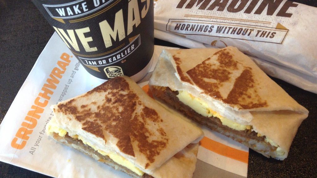 The '90s Fast-Food Items We're Still Begging Brands to Bring Back