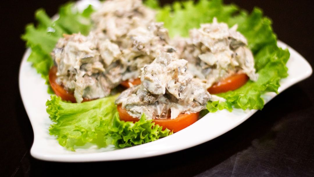 Why Food Experts Say You Should Never Add Mayo to Tuna