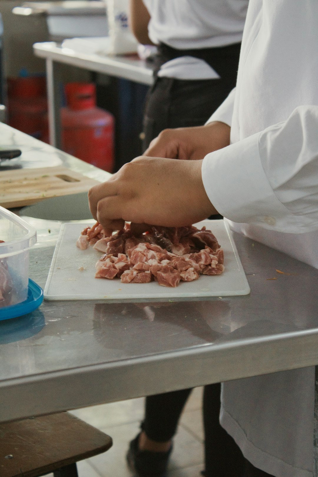 EFSA assesses meat safety under various conditions