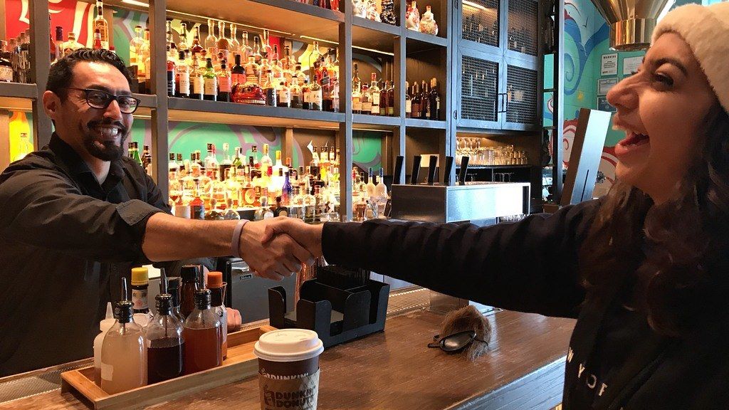 Surprising but True: 6 Restaurants Where Tipping Works Totally Different