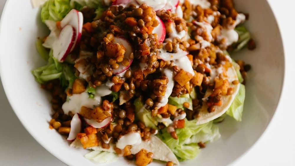 The 'Fibermaxxing' Guide: 7 High-Fiber Foods That Keep You Full for Hours