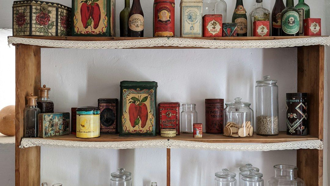 8 Vintage Kitchen Fixtures Worth Thousands That Collectors Still Hunt For