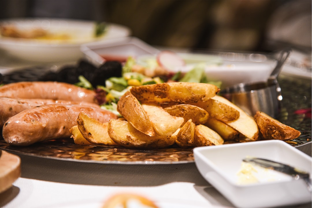 Restaurant Reviews: Bong, Theodora and more