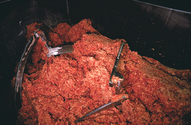 CS Beef Packers recalls more than 11 tons of ground beef because of E. coli contamination
