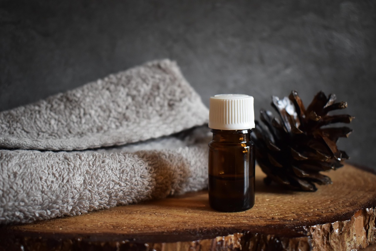 Best Essential Oils for Winter Blues to Lift Mood and Energize