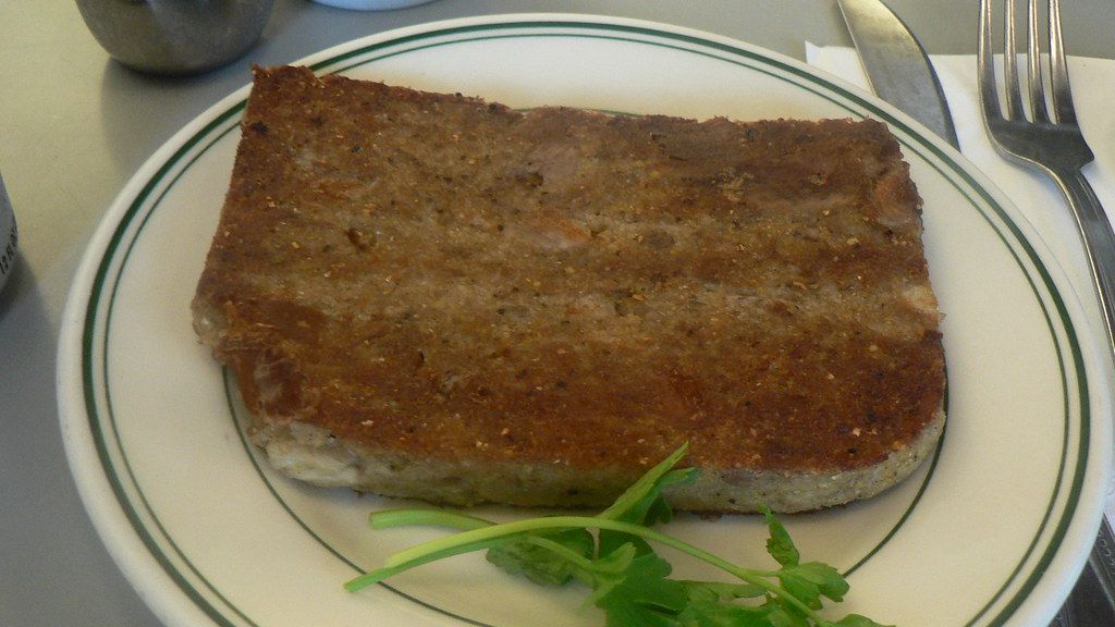 5 Old-Fashioned Breakfast Dishes Your Grandparents Loved That Are Nearly Gone