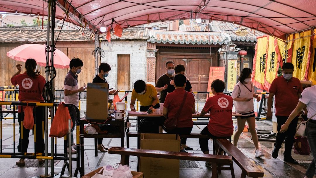 What 260 Million Students Eat for School Lunch in China (Video)