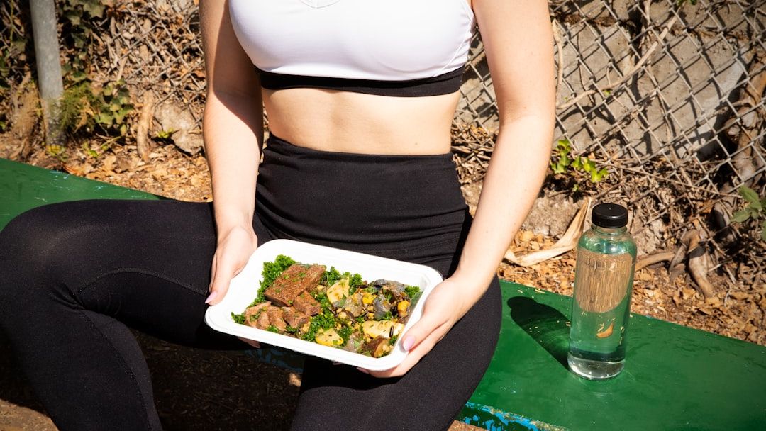 Are You Eating the Right Foods Around Your Workout? (Video)