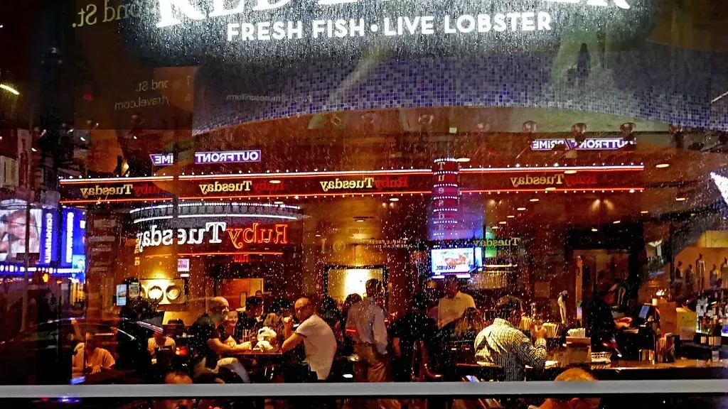 Think Twice Before You Dine: 10 Restaurant Chains Americans Say They Won't Visit Again