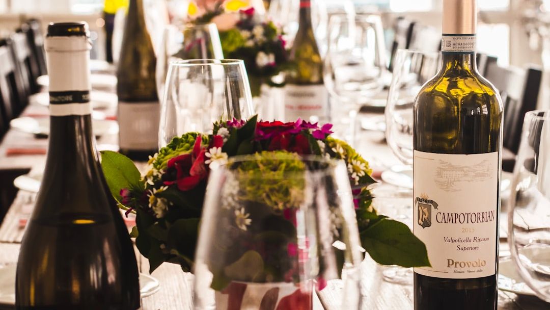 A Restaurant Server Shares 7 Customer Habits That Often Lead to Free Extras