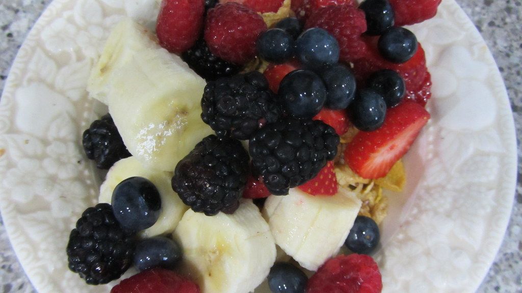 10 Things You Should Never Do Right After Eating, Experts Warn