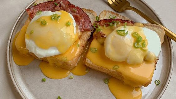 8 Foods Servers Say Customers Order That Instantly Frustrate the Kitchen