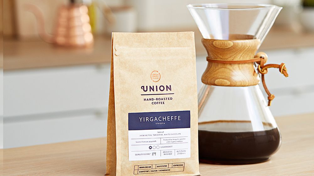 Coffee Shop Managers Share: 8 Signs a "Local" Cafe is Actually Using Cheap Industrial Beans