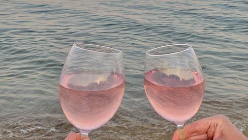 I'm a Fine Dining Captain: These 6 Small Mistakes Make You Look Like an Amateur Diner