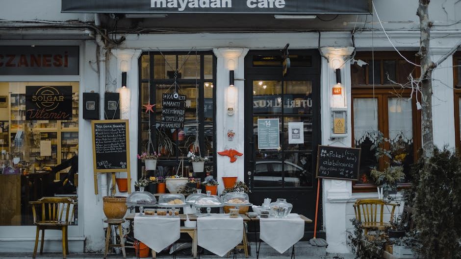 I Asked Chefs Why People Are Choosing Local Dining Over Big Chains - Here Are 6 Reasons