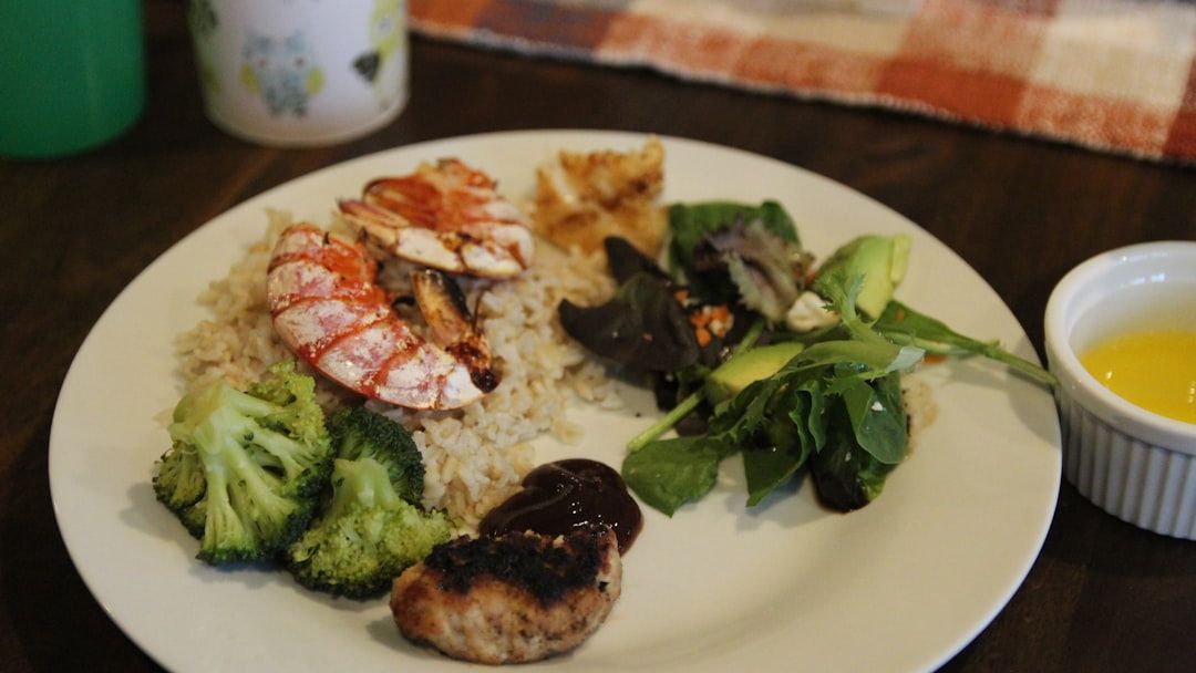 The "TV Dinner" Revolution: 7 Original Trays That Defined American Evenings in the '50s