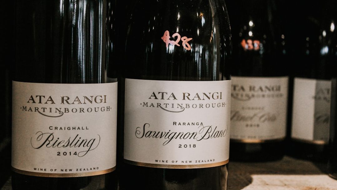 I'm a Sommelier: This is the One Bottle of Wine You Should Always Bring to a Dinner Party