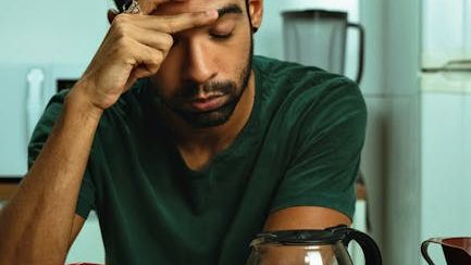 6 Morning Habits That Are Spiking Your Cortisol Before You Even Take a Bite