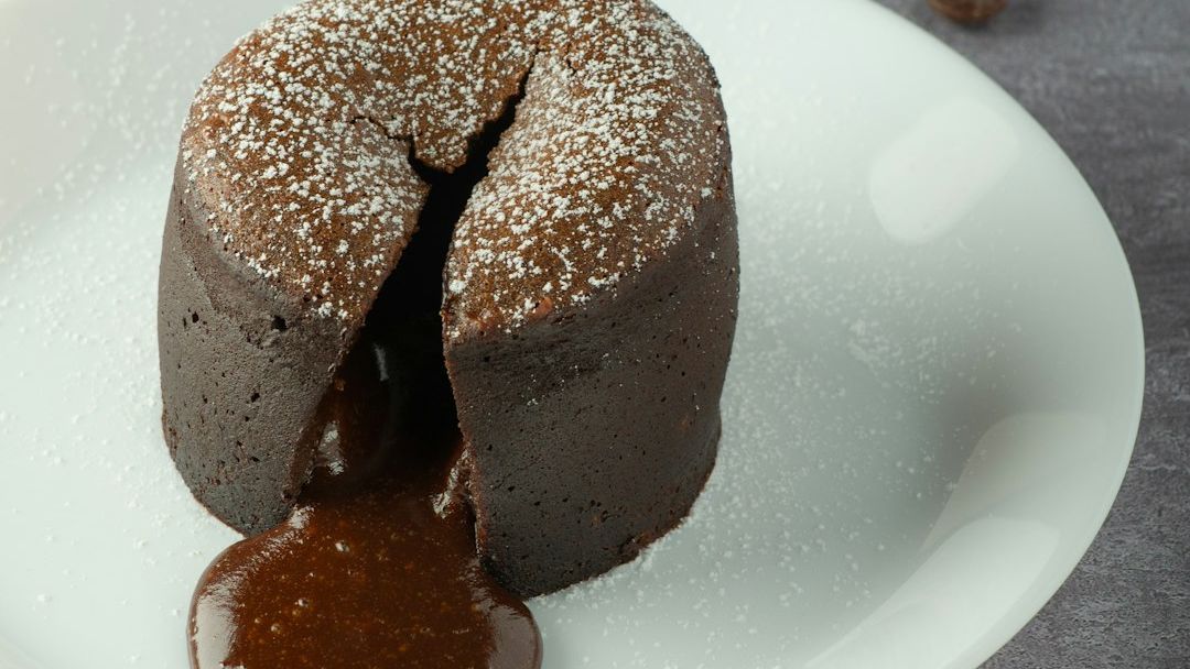 Simple Chocolate Desserts That Deliver Rich Flavor Without the Heaviness
