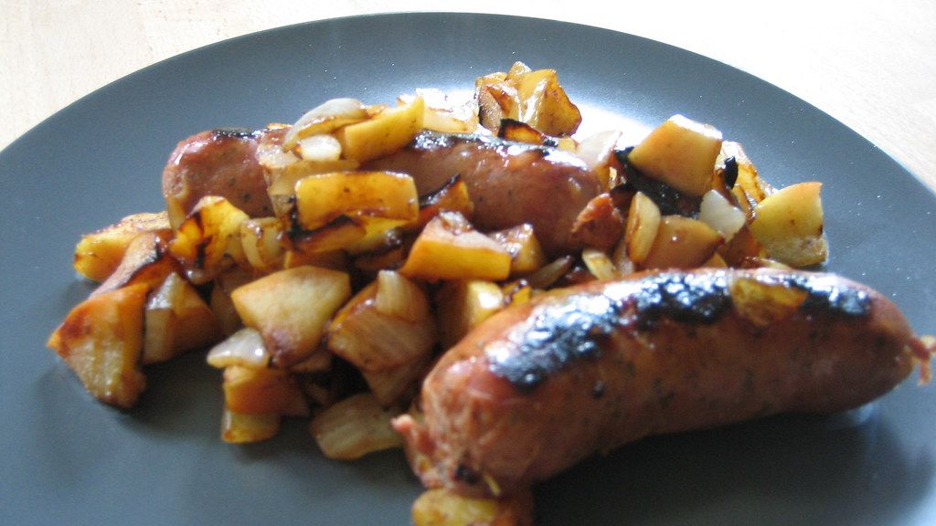 8 One-Pan Dinners That Make Weeknight Cooking More Efficient