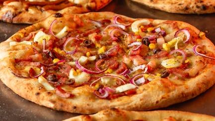 Tell Us Your Favorite Pizza Topping and We'll Guess Your Zodiac Sign with 95% Accuracy