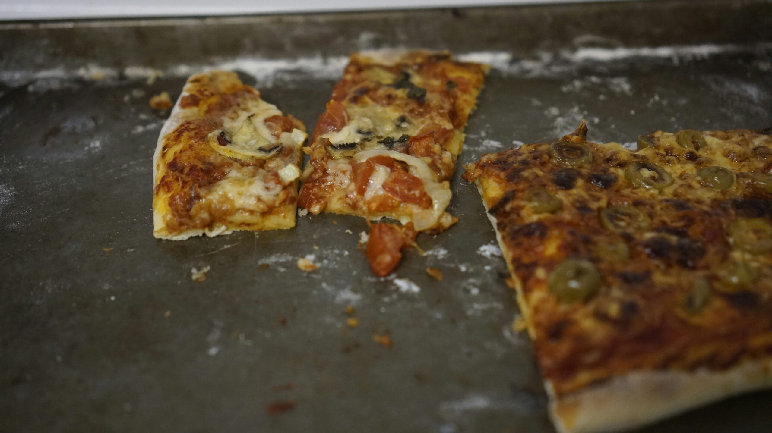 USDA issues public alert about pizza products because of recalled milk powder